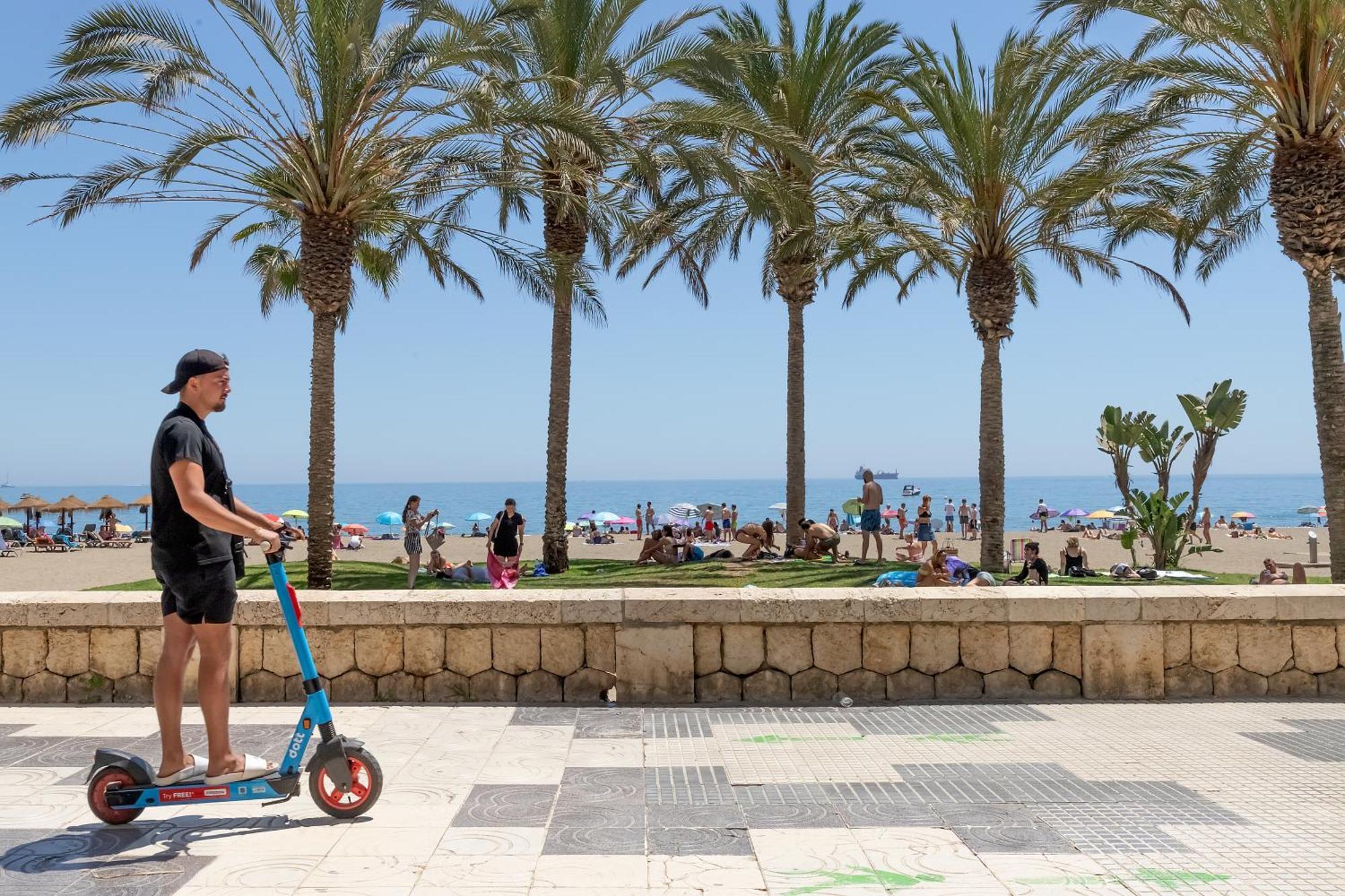 Ferienwohnung Bhost - Paseo De La Malagueta Málaga Exterior foto